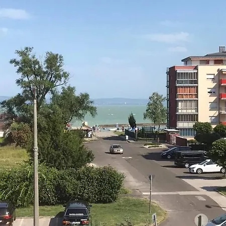 Feher Gyongy Apartman Lägenhet